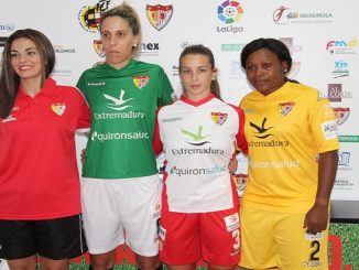 Día de presentaciones en el Santa Teresa Badajoz Equipaciones Kappa y Augustine Ejangue