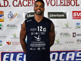 El entrenador/jugador del Electrocash Extremadura CCPH, Joan Llanés en el septeto ideal de la Jornada de Superliga 2
