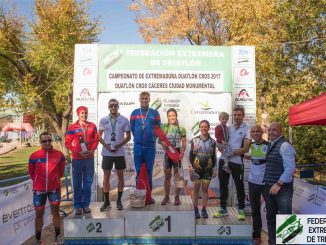 Antonio Cerezo y María Remedios Mendoza suben a lo más alto del podio en el Duatlón Cros Cáceres