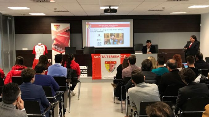 El Santa Teresa Badajoz es “un proyecto de todos”. Éxito del encuentro empresarial