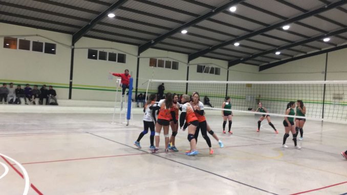 Las chicas del Extremadura Hotel Río Badajoz siguen sin ceder un set