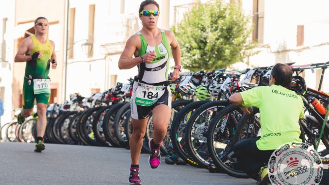 María Remedios Mendoza gana el Duatlón Cros de Periana