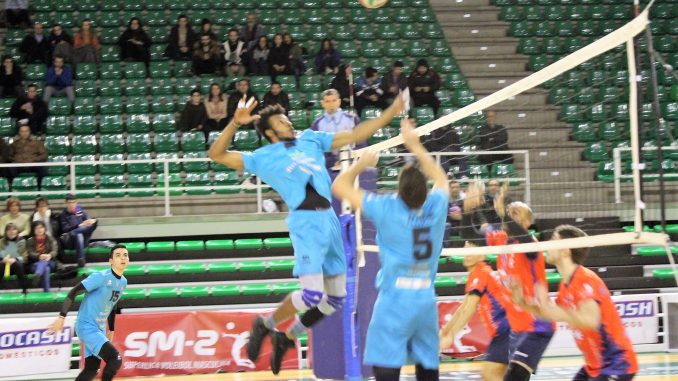 El Electrocash da la sorpresa y vence al líder EMEVÉ por 3-2