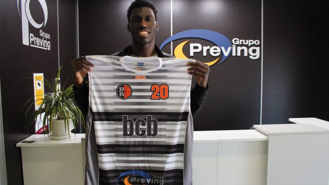 El norteamericano Robert Konteh ficha por Grupo Preving BCB