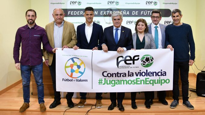 La Federación Extremeña de Fútbol presentó la Campaña Integral Antiviolencia