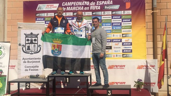 Miguel Periañez campeón de España en los 20km de la categoría M55