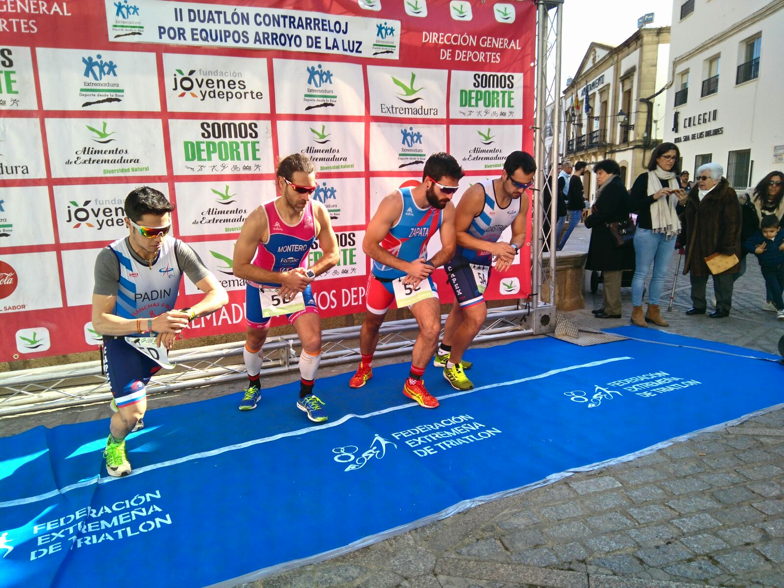 Varios Triatletas del Capex participaron en el Duatlón contrarreloj por equipos e individual de Arroyo de la Luz 