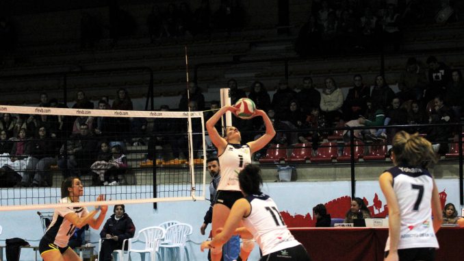 El Extremadura Arroyo quiere despedir la temporada con un triunfo ante Alcobendas