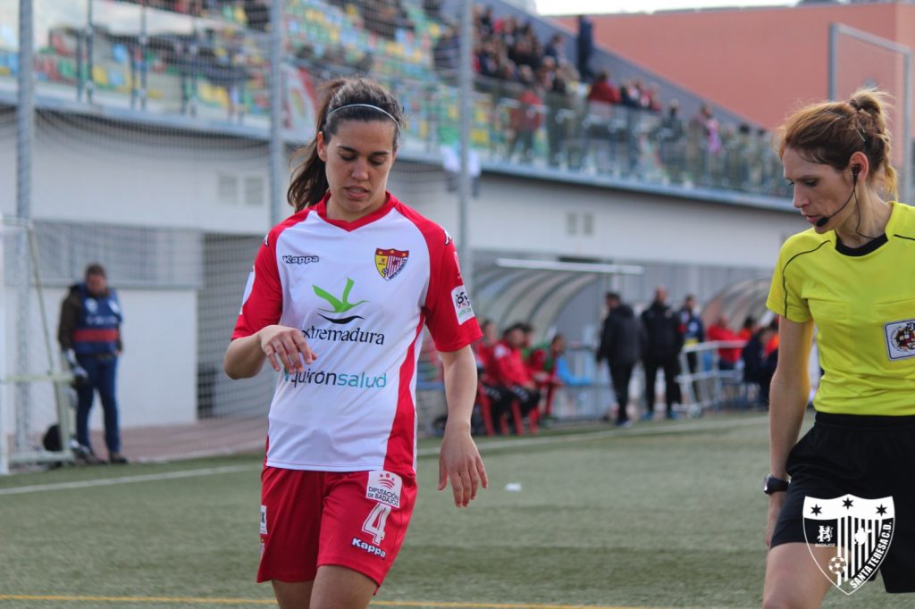 El Rayo Vallecano, una nueva final para el Santa Teresa Badajoz en casa