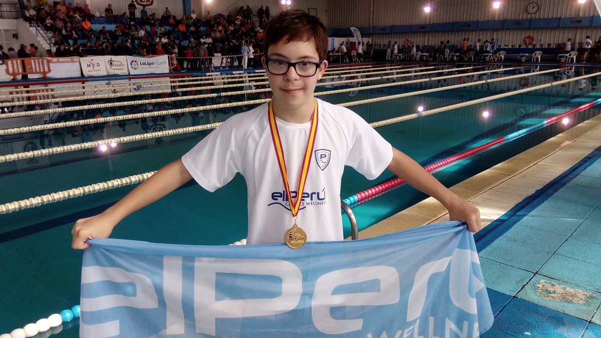 Guillermo Gracia vuelve a asombrar y gana dos medallas de oro, con récords incluidos