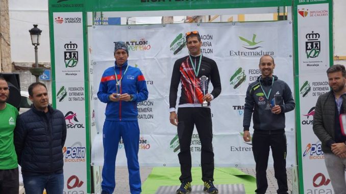 Montero y Lozano se proclaman campeones de Extremadura de Duatlón