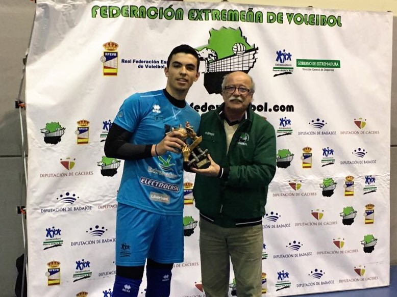 Los juveniles del Electrocash Extremadura CCPH campeones de Extremadura Los juveniles del Electrocash Extremadura CCPH campeones de Extremadura
