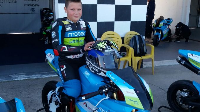 El extremeño Adrián Fariña, el más joven de la Oliveira Cup, la escuela de pilotos de Miguel Oliveira