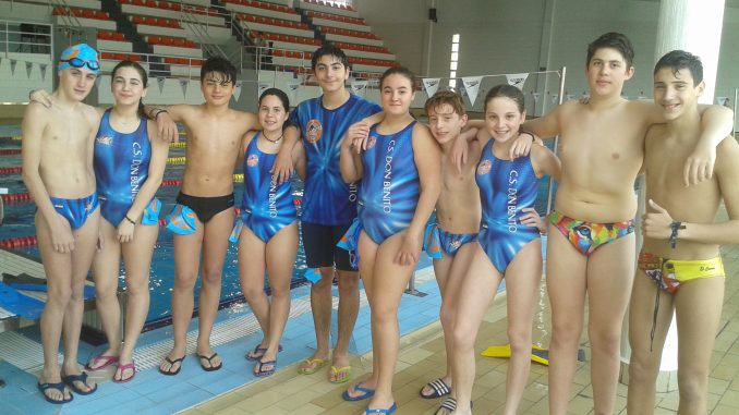 Diez cadetes del Club Salvamento Tiendas Pavo Don Benito concentrados con la Federación Extremeña de Salvamento
