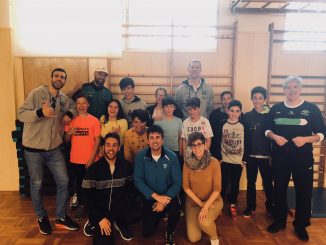 El Cáceres fomenta el deporte en el IES Javier García Téllez