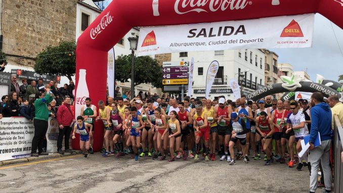 RICARDO GONÇALVES Y RAQUEL CABAÇO ganan la XIII Media Maratón de Alburquerque
