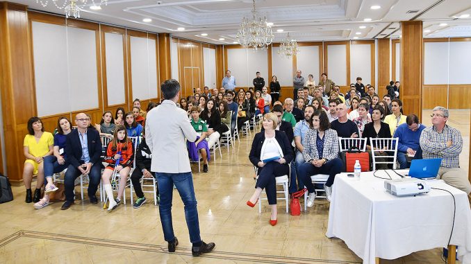 Gran afluencia a la segunda edición de las Jornadas de Fútbol Femenino de la Federación Extremeña de Fútbol
