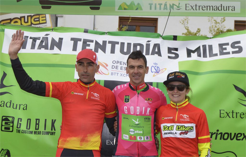 El placentino Pedro Romero gana la Titán Tentudía 5 Miles de Cabeza la Vaca