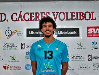 Renovación José Luis García Chelu por el AD CÁCERES VOLEIBOL