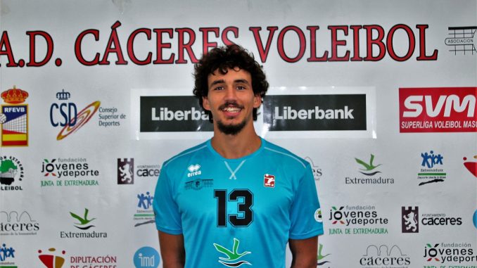 Renovación José Luis García Chelu por el AD CÁCERES VOLEIBOL