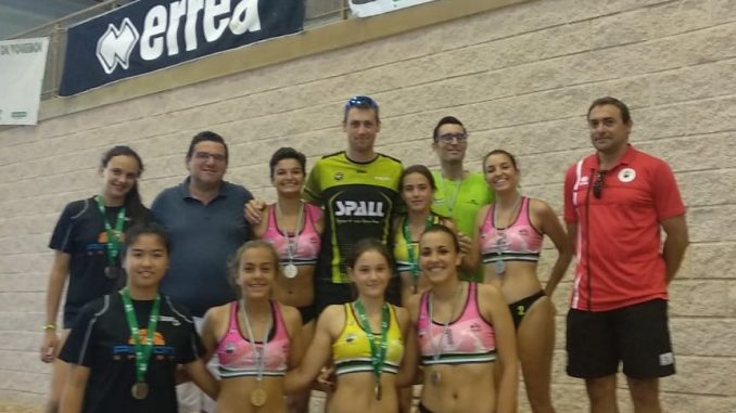 Cabanillas-Fernández y Afán-Cerrato vencedores en la batalla de La Albuera de vóley playa