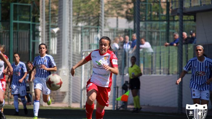 Mireya García también sigue en el Santa Teresa Badajoz