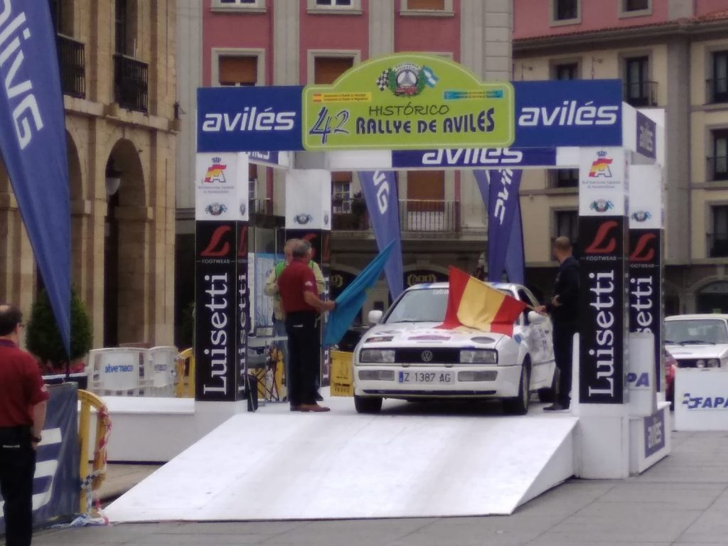 Segundo puesto para Concha Velázquez en el Rallye de Avilés Histórico