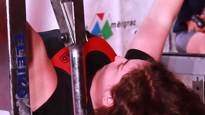 Bronce y récord de España para Loida Zabala en el Campeonato de Europa de Press de Banca de Merignac