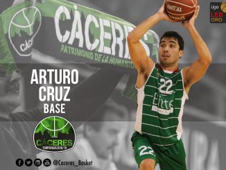 Arturo Cruz se une al Cáceres tras la baja temporal de Andy Mazurczak