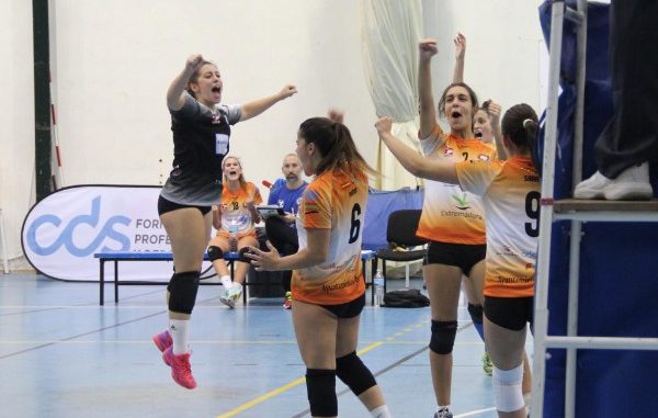 El Aparthotel MM Badajoz suma la primera victoria en un gran partido ante USAL