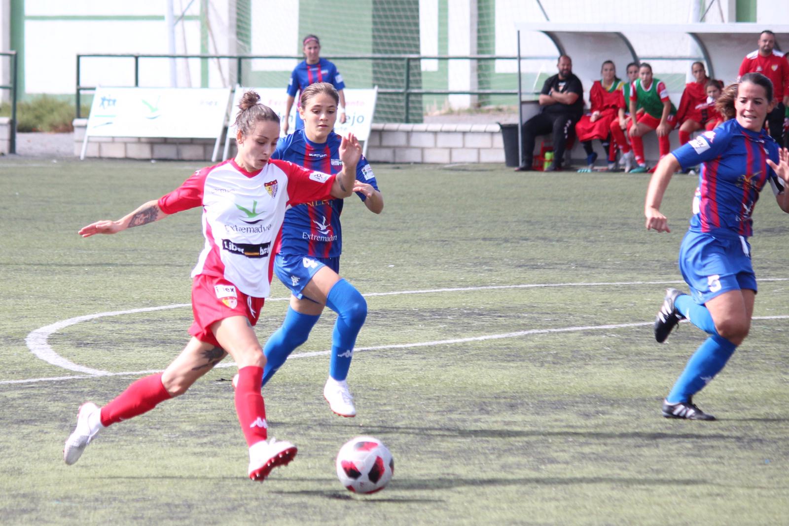 Goleada del Liberbank Santa Teresa Badajoz en su visita al Extremadura UD Goleada del Liberbank Santa Teresa Badajoz en su visita al Extremadura UD