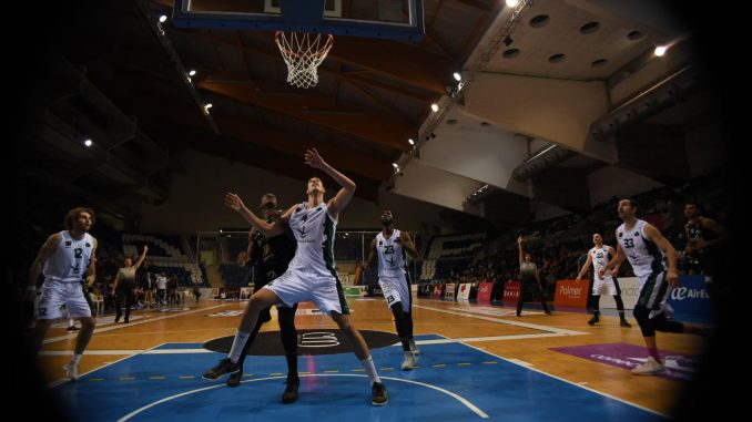 El Cáceres deja pasar una gran oportunidad ante Palma