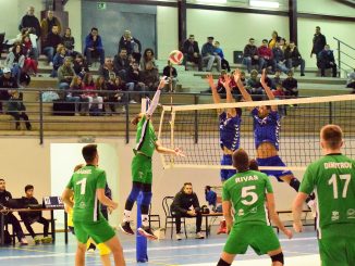 El Extremadura CCPH no pudo con el líder Emevé de Lugo