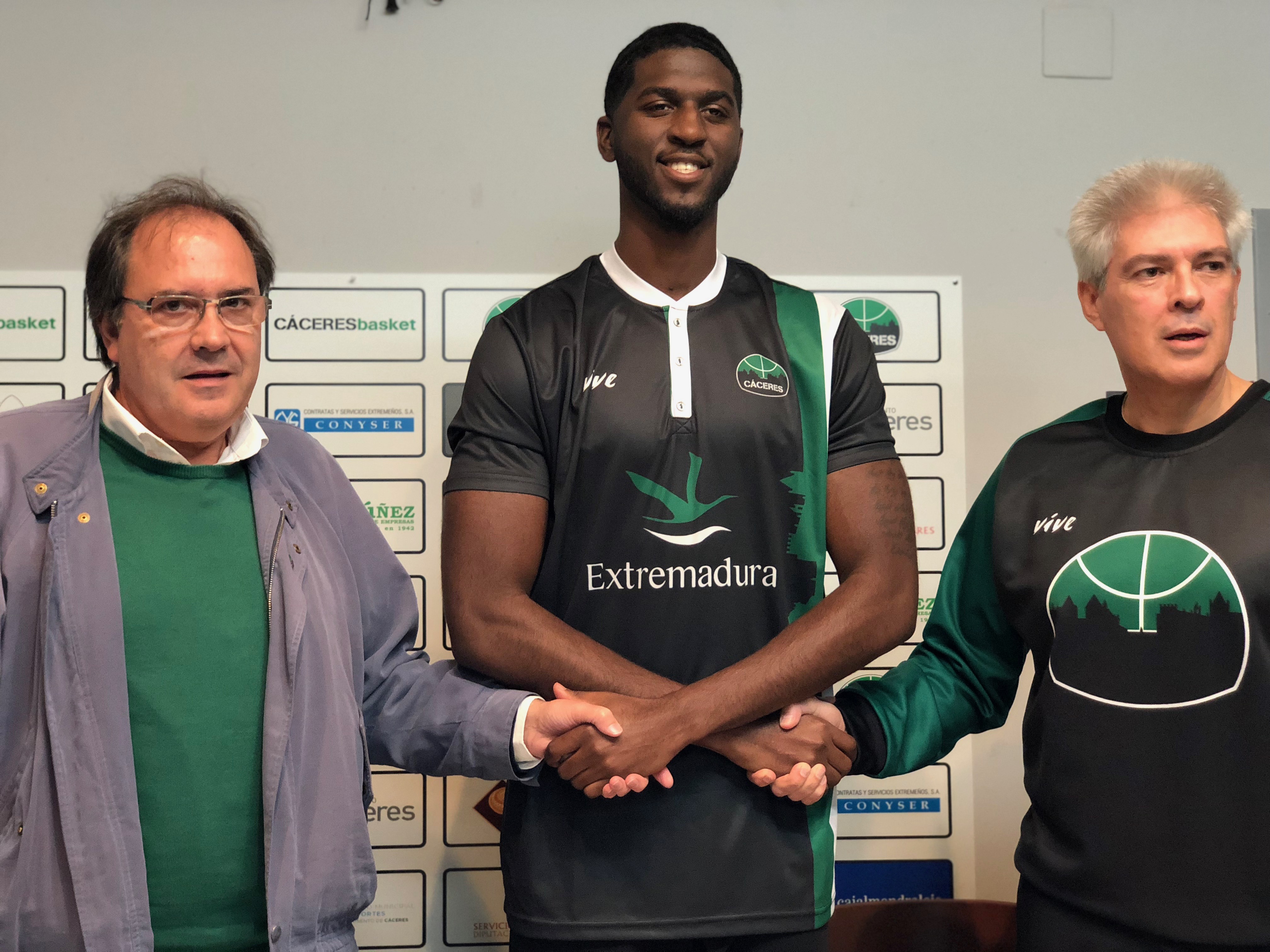 Cole Huff se incorpora al Cáceres Patrimonio de la Humanidad
