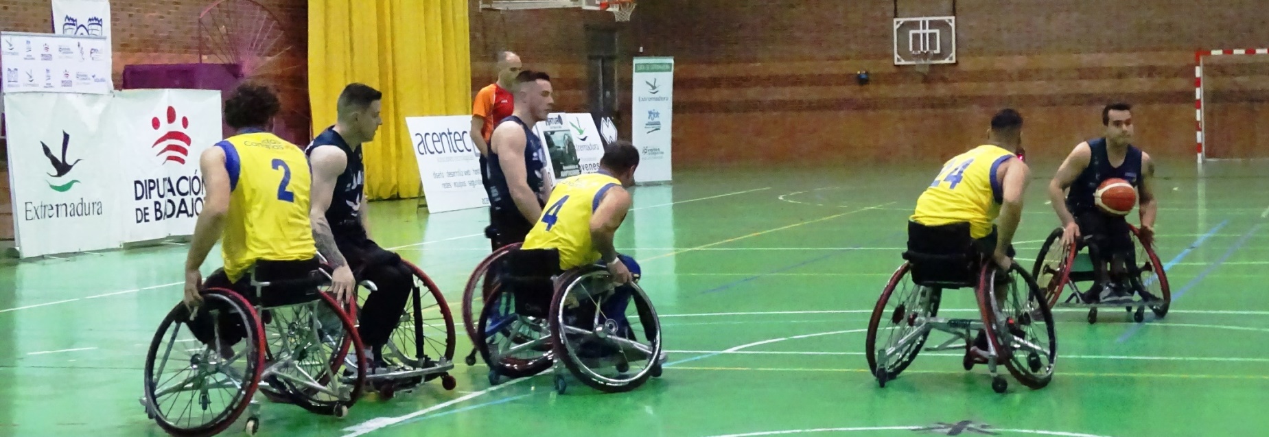 El Mideba Extremadura luchador y sacrificado vence a Gran Canaria