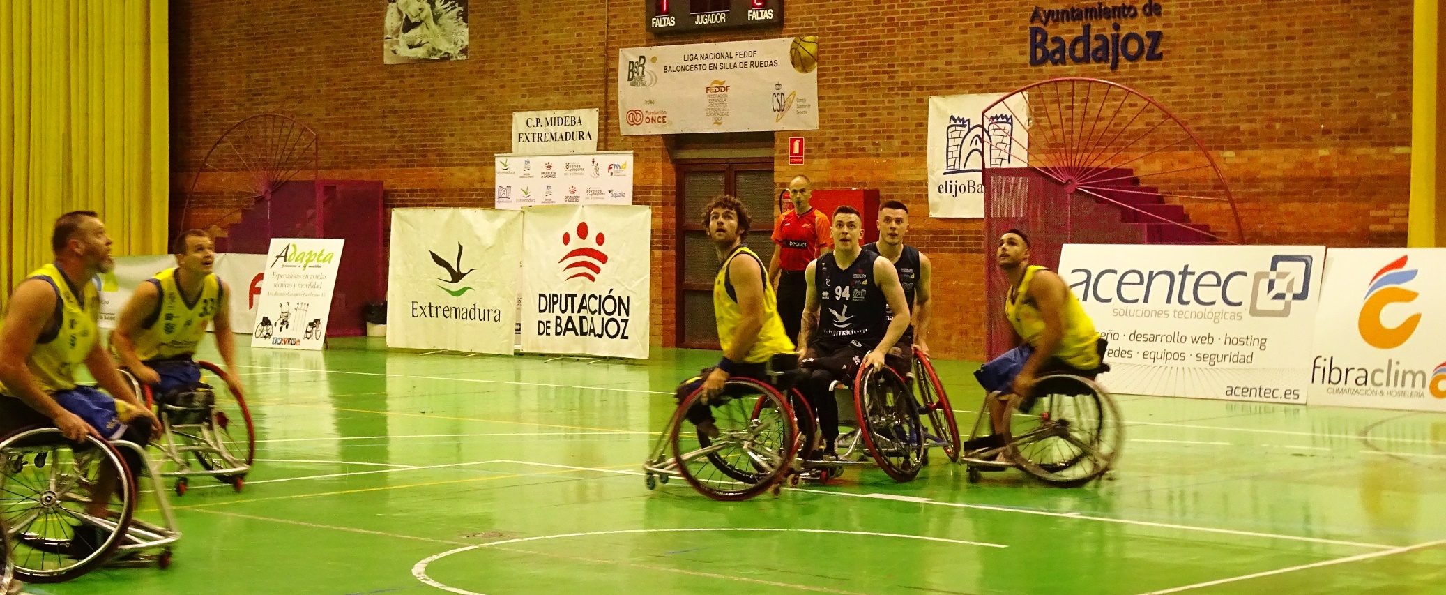 El Mideba Extremadura luchador y sacrificado vence a Gran Canaria