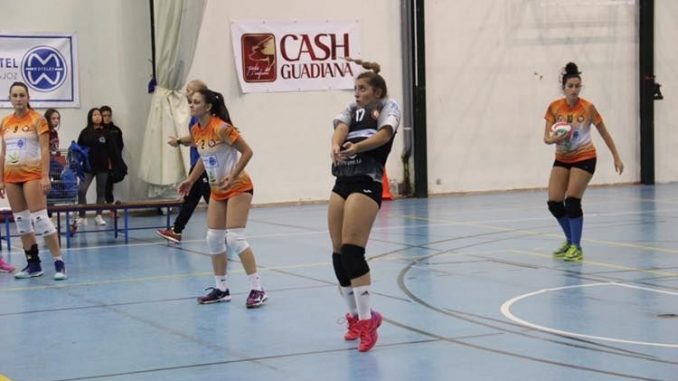 Derrota del Aparthotel MM Badajoz ante el Universidad de Salamanca