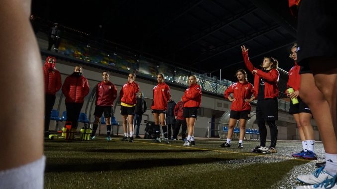Vuelta a los entrenamientos del Liberbank Santa Teresa Badajoz para afrontar la segunda vuelta