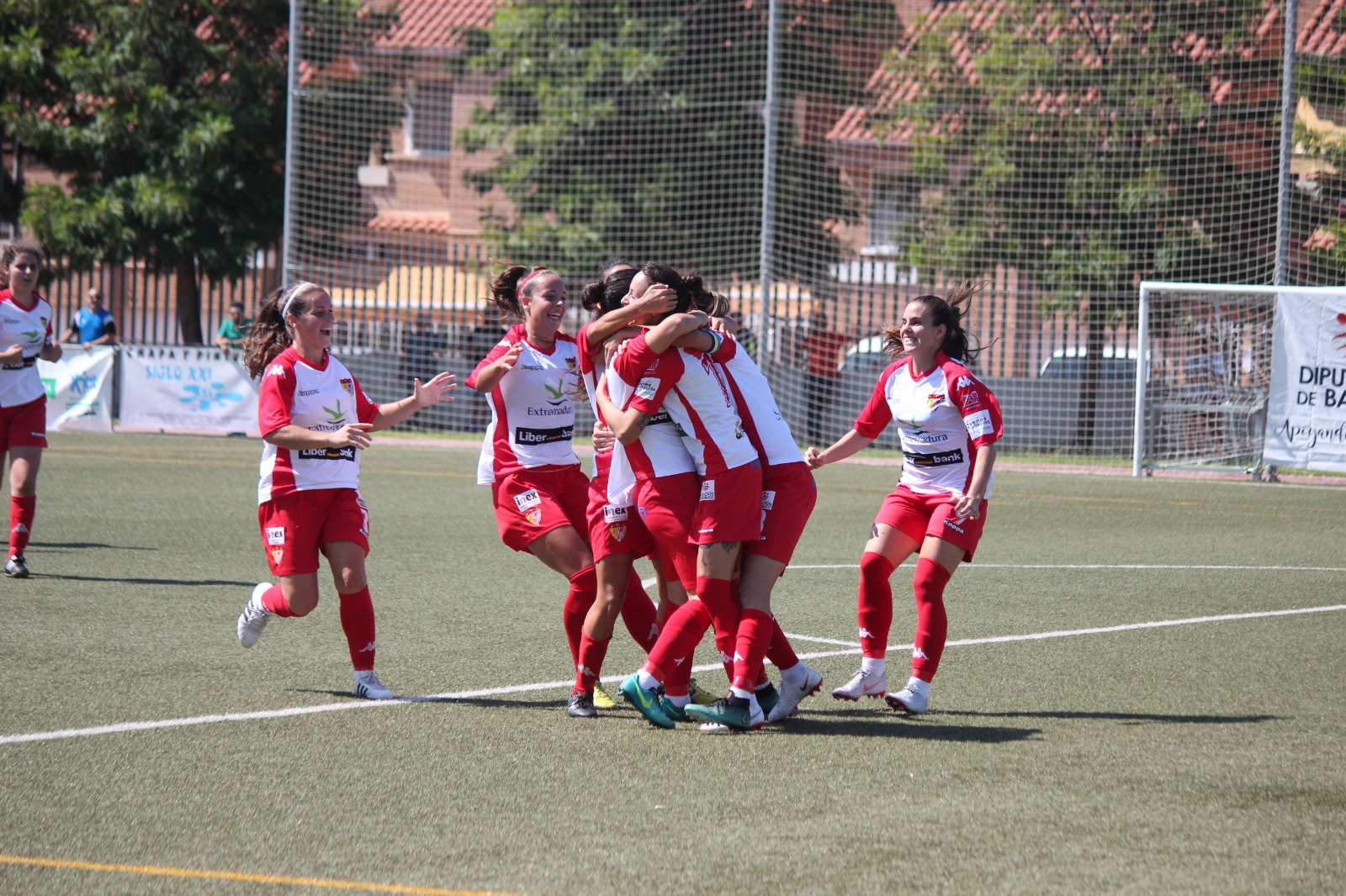 El Liberbank Santa Teresa Badajoz vuelve a casa en un ilusionante partido ante Granada CF