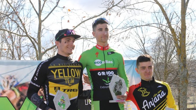 Miguel Benavides logra la primera victoria del año para Extremadura-Ecopilas