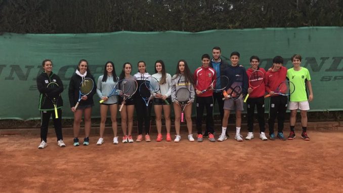 Jugadores cadetes de la FExT en el Torneo Nacional Marca Jóvenes Promesas de Sevilla