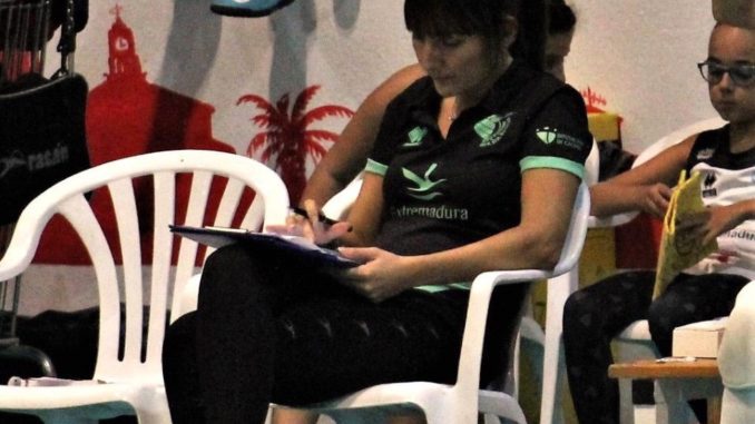 Carmen Fernández: "El equipo depende de sí mismo para ir a la fase de ascenso"