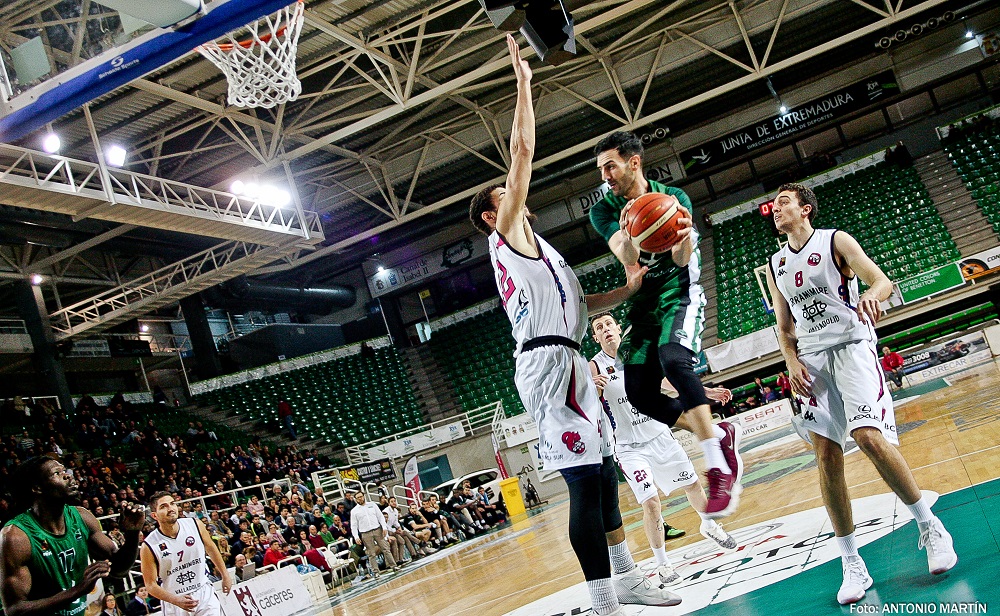 Cáceres Ciudad del Baloncesto - Baloncesto Valladolid  Antonio Martín