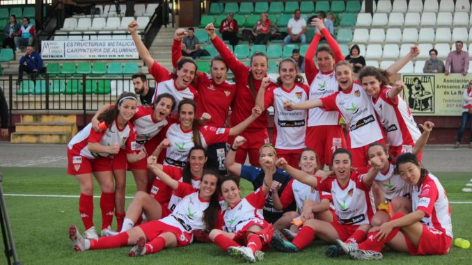 Estefa da la victoria al Santa Teresa en el descuento