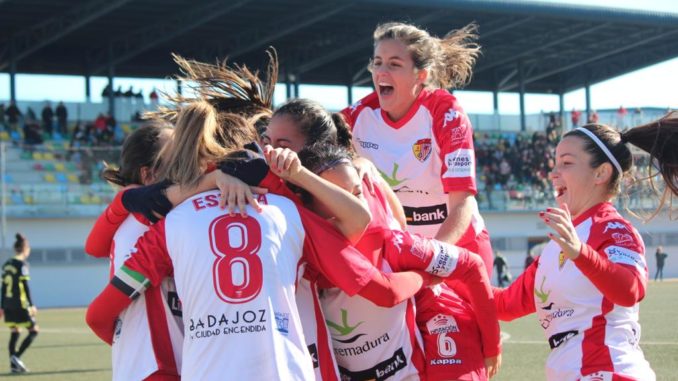 El Liberbank Santa Teresa Badajoz se abre a su afición ante el Cáceres con entrada gratuita