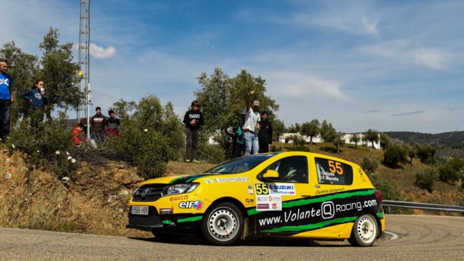Quijada y Cuni Fernández primeros líderes de la Dacia Sandero tras Sierra Morena