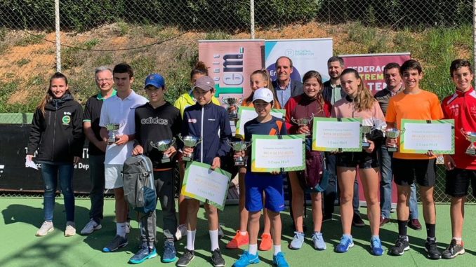 El club pacense de la Sociedad Hípica Lebrera acogió la primera edición de la Copa FExT