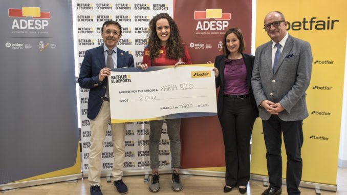 El programa ‘Betfairxeldeporte’ apoya al triatlón femenino y beca a María Rico Meneses, promesa extremeña del triatlón español