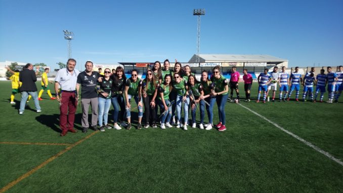 El Extremadura Arroyo recibe diferentes homenajes tras lograr el ascenso a Superliga