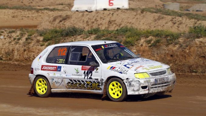 Primer puesto en la categoría Off Road Series y octavo de la general de la División II para Vázquez en el Autocross de Esplús